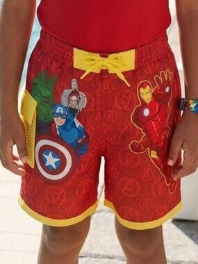 Disney Store Marvel Avengers Boys Swim Swimming Trunks Iron Man Hulk Red 9 / 10